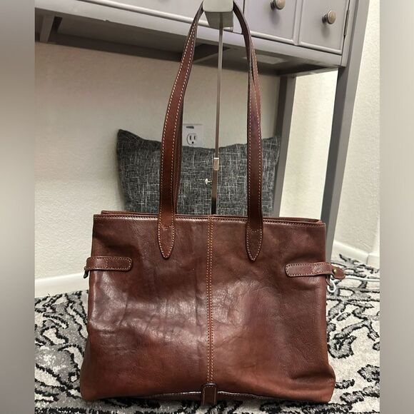 Larella Italian leather Shoulder bag - Picture 3 of 16